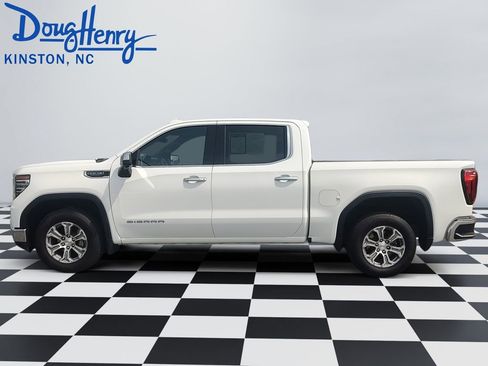 Used 2024 GMC Sierra 1500 SLT RWD image 2