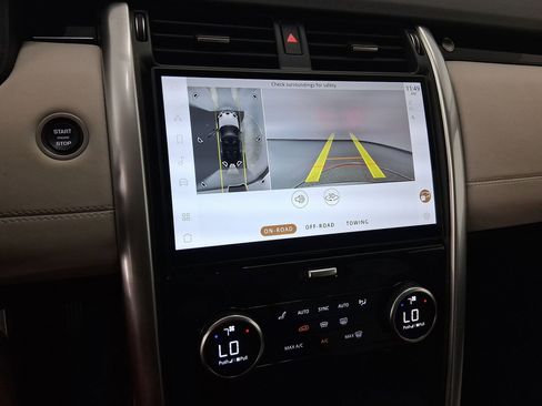 New 2025 Land Rover Discovery S image 25