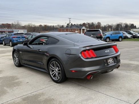 Used 2015 Ford Mustang GT image 5