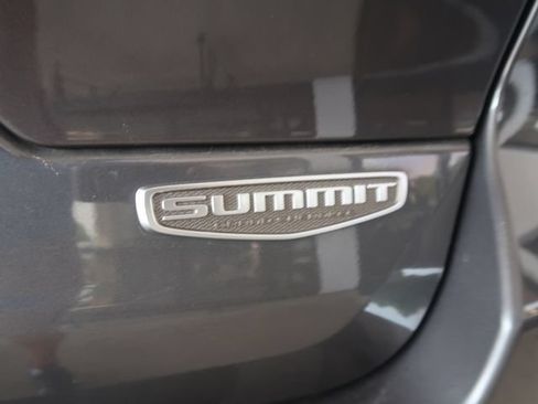 Used 2022 Jeep Grand Cherokee Summit AWD/4WD image 52