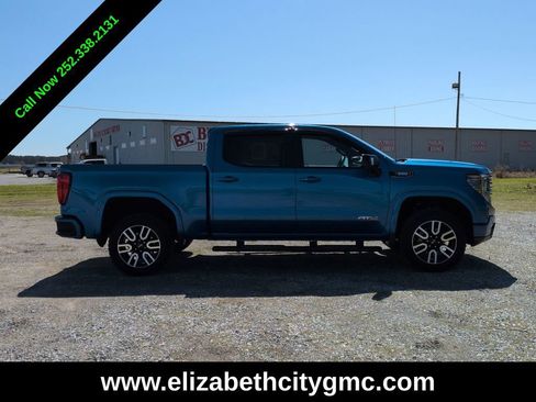 Used 2023 GMC Sierra 1500 AT4 w/ Technology Package image 6