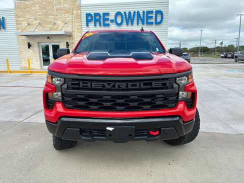Used 2026 Chevrolet Silverado 1500 Custom Trail Boss w/ Dark Appearance Package AWD/4WD image 8