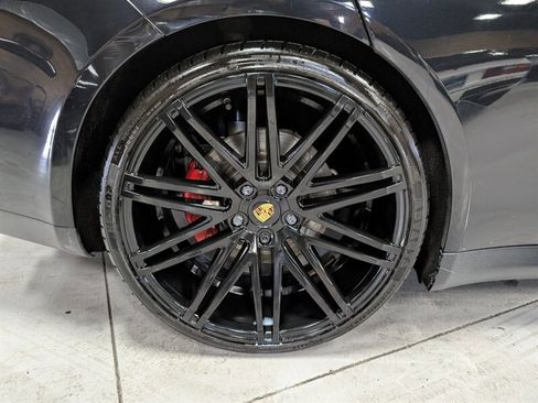Used 2015 Porsche Panamera GTS w/ Premium Package Plus image 11