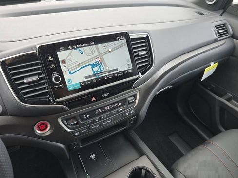 Certified 2025 Honda Ridgeline TrailSport image 35