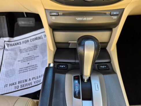 Used 2011 Honda Crosstour EX-L image 19