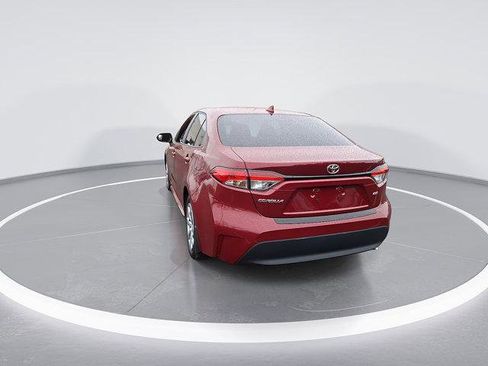 Certified 2025 Toyota Corolla LE image 9