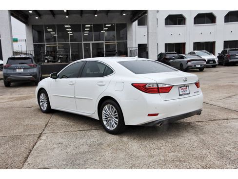 Used 2013 Lexus ES 350 4dr Sdn image 5