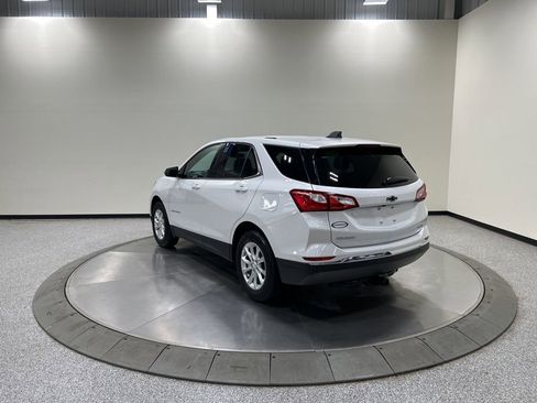 Used 2019 Chevrolet Equinox LT image 9