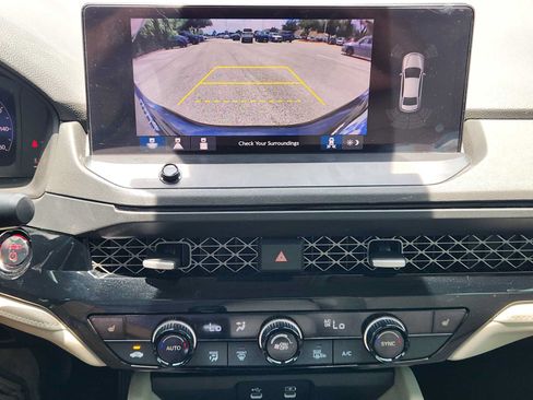 Used 2024 Honda Accord EX-L image 17