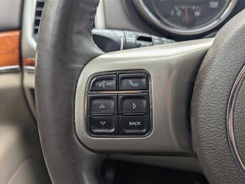 Used 2012 Jeep Grand Cherokee Overland AWD/4WD image 11