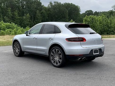 Used 2016 Porsche Macan S image 5