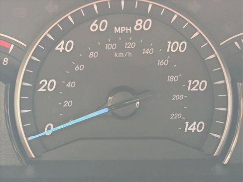 Used 2012 Toyota Camry LE image 9