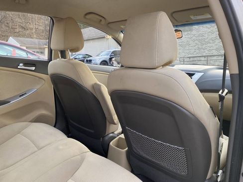 Used 2014 Hyundai Accent GLS image 19