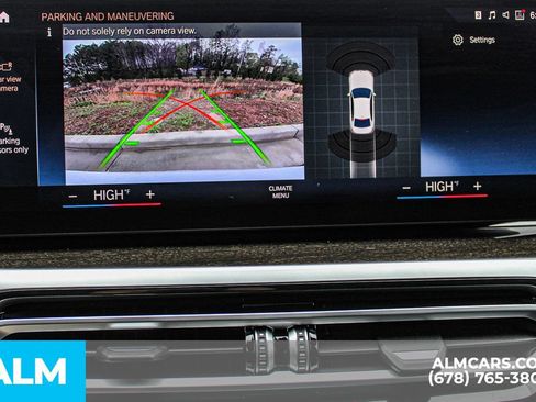 Used 2023 BMW 330i xDrive Sedan w/ Premium Package AWD/4WD image 32