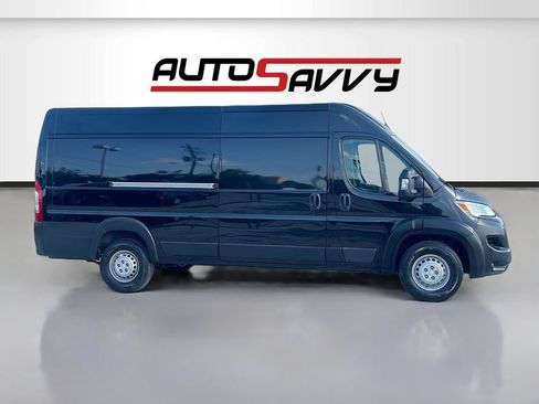 Used 2025 RAM ProMaster 3500 FWD image 8