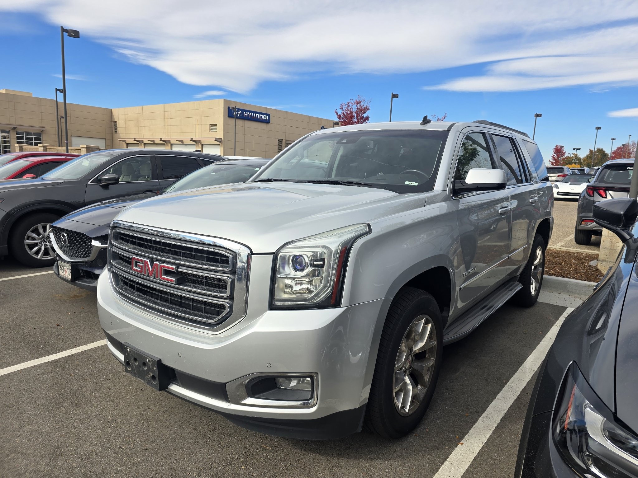 Used 2015 GMC Yukon SLT w/ Open Road Package AWD/4WD image 1