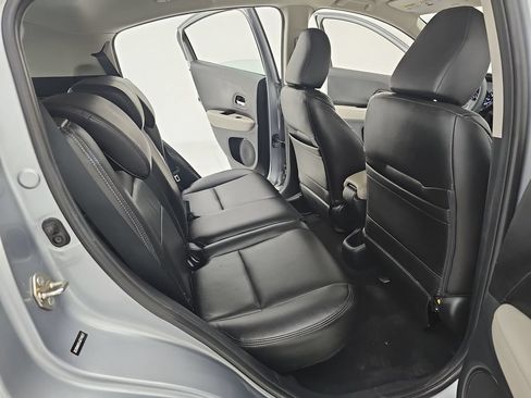 Used 2018 Honda HR-V LX image 13