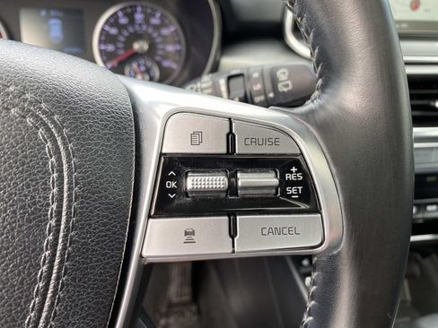 Used 2022 Kia Telluride S AWD/4WD image 19
