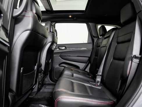 Used 2021 Jeep Grand Cherokee Trailhawk w/ Trailhawk Luxury Group image 25