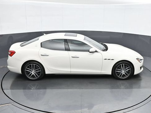 Used 2019 Maserati Ghibli S Q4 AWD/4WD image 22