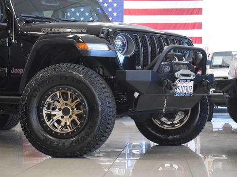 Used 2020 Jeep Gladiator Rubicon image 5