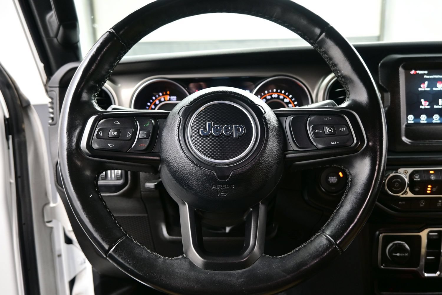 Used 2022 Jeep Wrangler Unlimited Sport AWD/4WD image 24