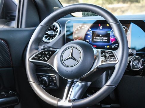 Certified 2026 Mercedes-Benz GLA 250 4MATIC image 18