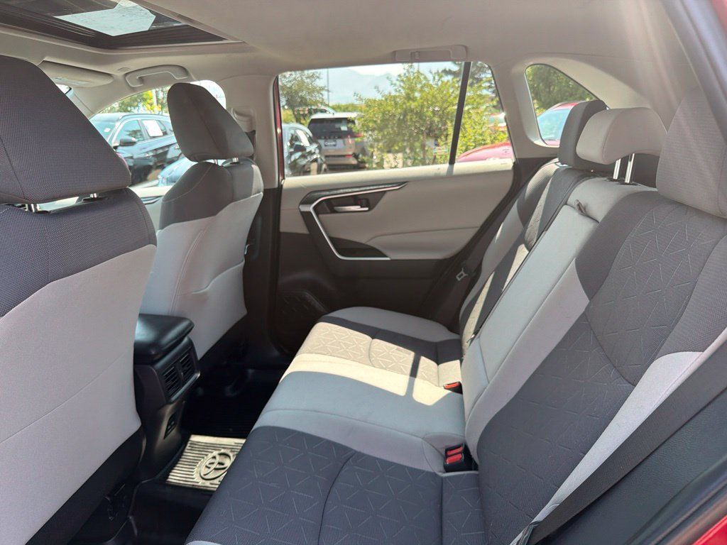Used 2024 Toyota RAV4 XLE w/ Convenience Package AWD/4WD image 21
