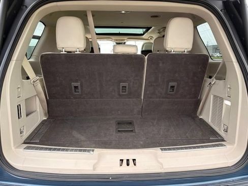 Used 2019 Lincoln Navigator Reserve AWD/4WD image 27