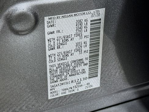 Used 2020 Nissan Rogue S FWD image 12