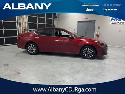 Used 2024 Nissan Altima 2.5 SV
