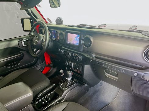 Used 2020 Jeep Wrangler Sport AWD/4WD image 26