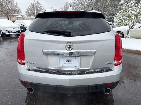 Used 2012 Cadillac SRX FWD image 4