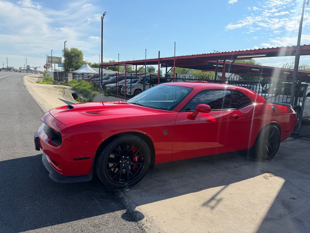 Used 2015 Dodge Challenger SRT Hellcat RWD image 12