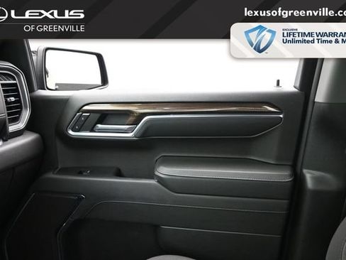 Used 2023 Chevrolet Silverado 1500 RST w/ Z71 Off-Road Package AWD/4WD image 20