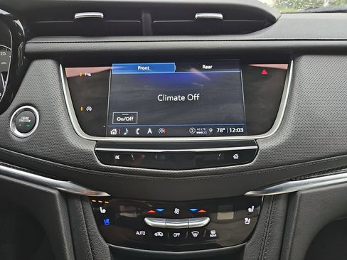 Certified 2025 Cadillac XT5 Sportv w/ LPO, Floor Liner Package AWD/4WD image 22