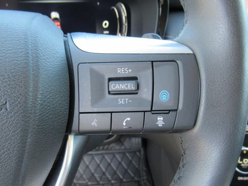 Used 2023 INFINITI QX60 Luxe FWD image 26