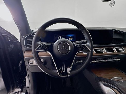 Used 2025 Mercedes-Benz GLE 350 4MATIC image 12