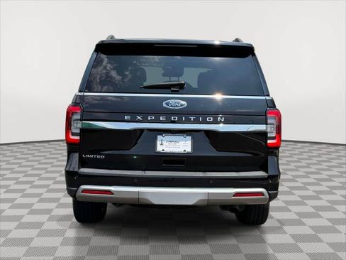 Used 2022 Ford Expedition Limited AWD/4WD image 6