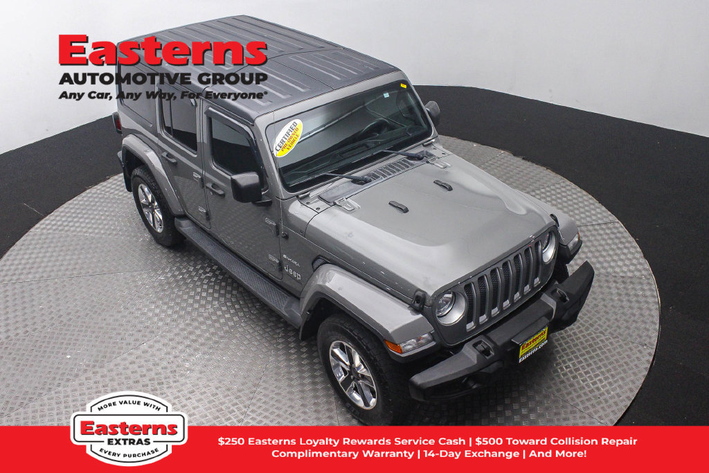 Used 2018 Jeep Wrangler Unlimited Sahara AWD/4WD image 4