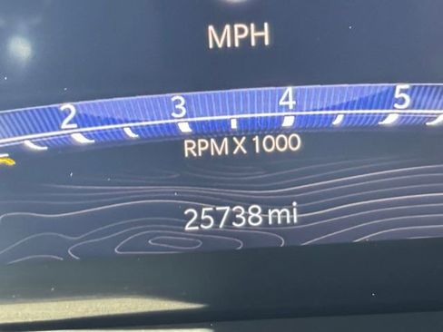 Used 2023 Jeep Grand Cherokee L Limited AWD/4WD image 27