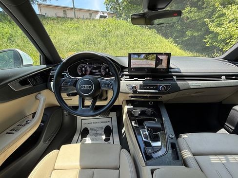 Used 2022 Audi A4 2.0T Premium Plus AWD/4WD image 10