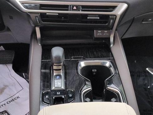 Certified 2024 Lexus RX 350 FWD w/ Technology Package image 19