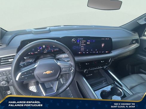 Used 2025 Chevrolet Tahoe LT AWD/4WD image 16