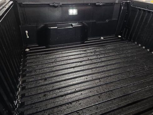 Used 2025 Toyota Tacoma TRD Off-Road image 18