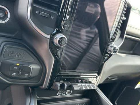 New 2026 RAM 2500 Laramie w/ Night Edition AWD/4WD image 4