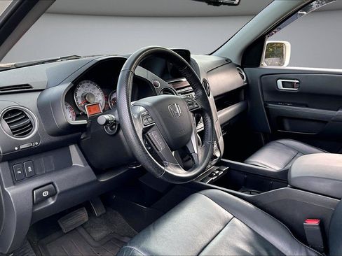 Used 2015 Honda Pilot Touring image 16