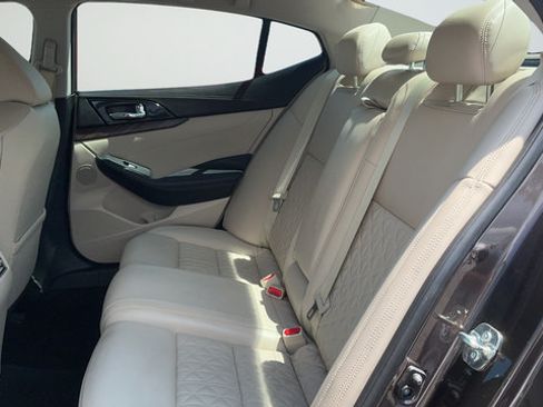 Used 2016 Nissan Maxima Platinum FWD image 21