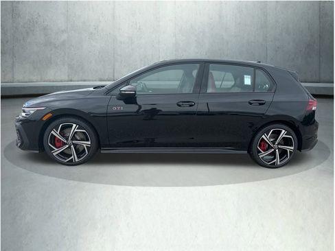 New 2025 Volkswagen GTI SE image 2