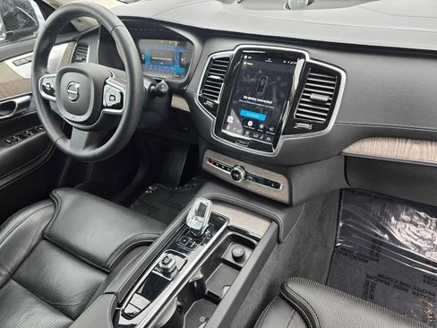 Used 2023 Volvo XC90 T8 Ultimate w/ Lounge Package AWD/4WD image 10